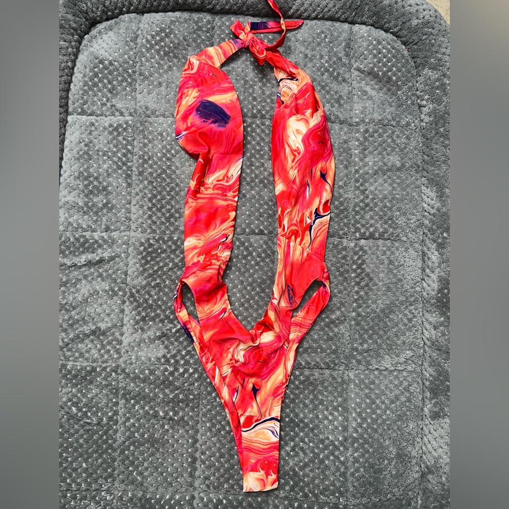 One piece bikini